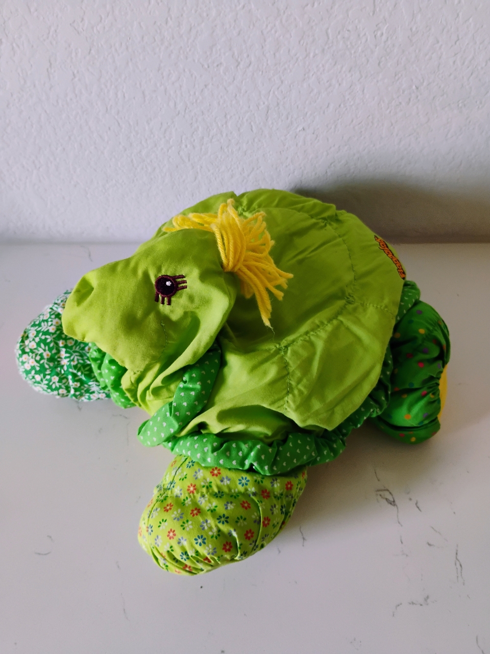 Vintage Amtoy FLOPPALOTS Turtle Green Stuffed Animal Yarn Toy 1987 Plush